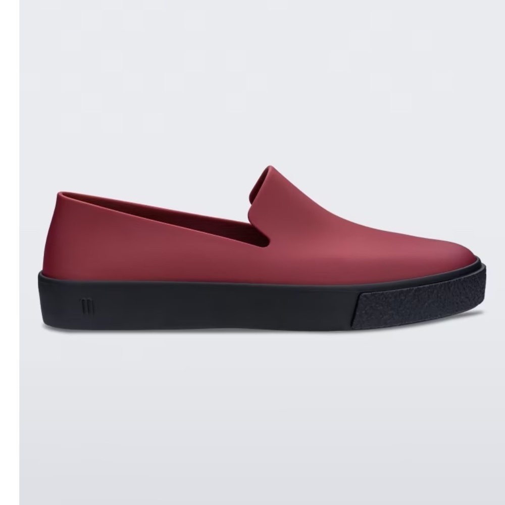 NWOT Melissa Ground ll Loja Rubber Sneakers